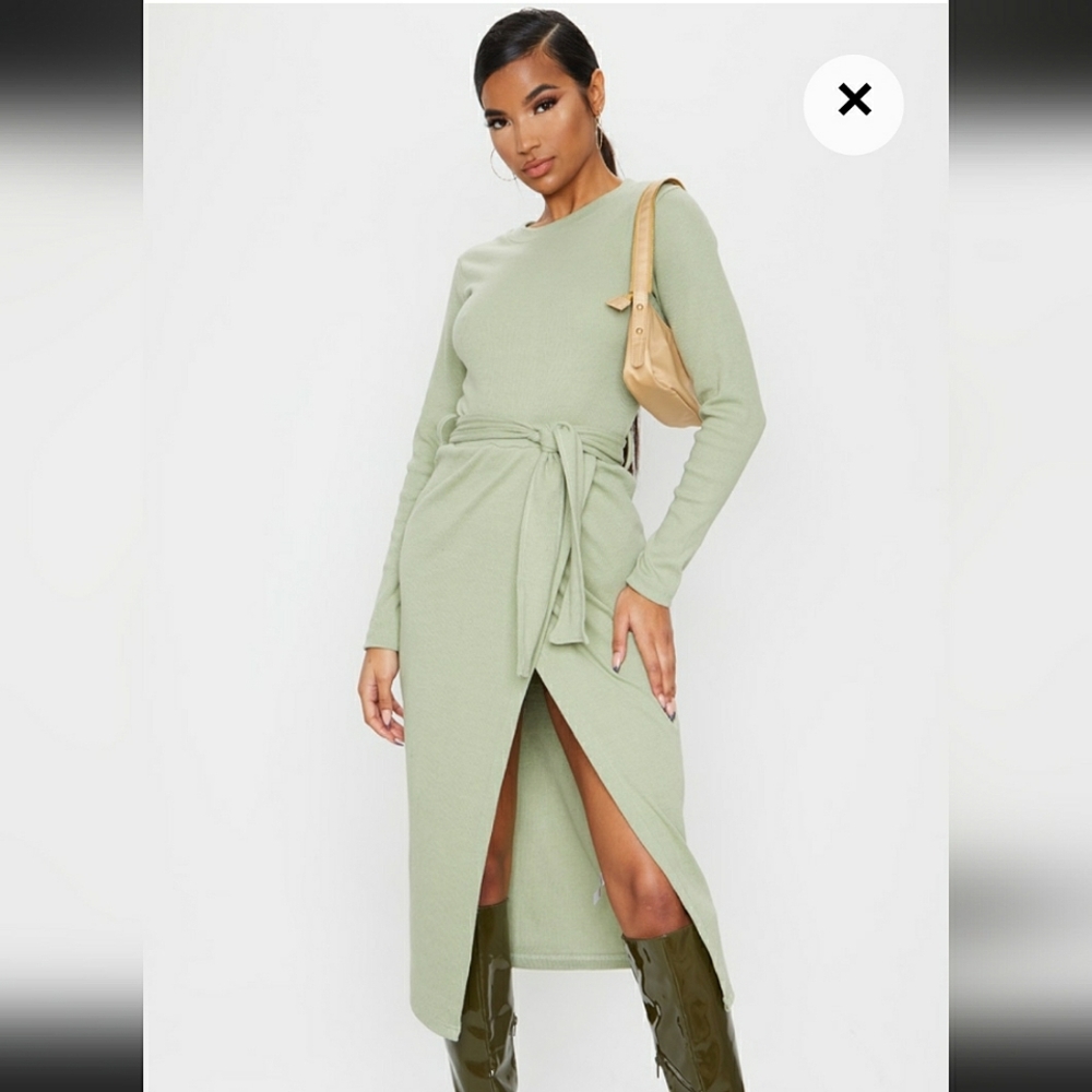 PrettyLittleThing Sage Wrap Dress